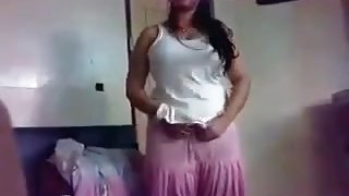 amber sex with her bf in hotel room Lahore