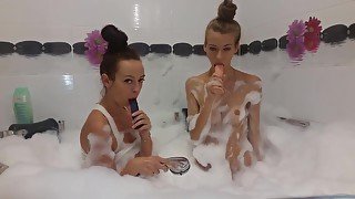 Hotties Playing With Each Other In Bath Tub - Amateur Porn