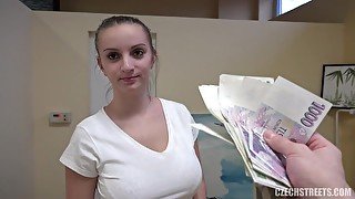 Masseuse With Big Natural Titties gets Cash For Love Making